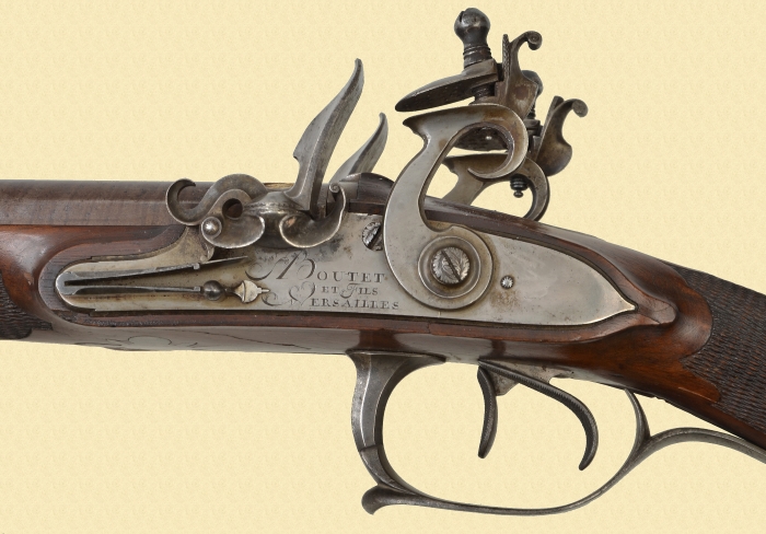 ./Boutet_675_locksign_w700x488_1790412314828